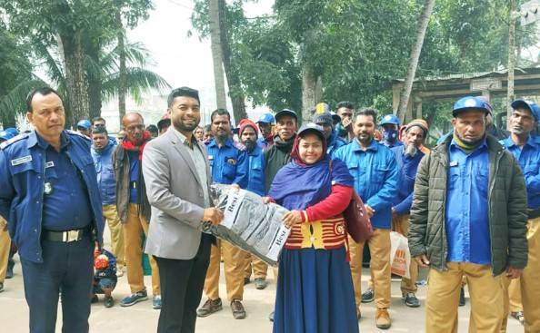 কচুয়ায় গ্রাম পুলিশদের সাপ্তাহিক প্যারেড ও  শীতবস্ত্র বিতরণ